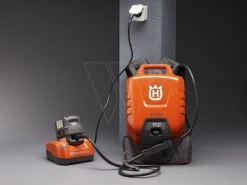 Husqvarna 520ihe3 Heggenschaar Actie -Husqvarna Verkoop 966730601 3 Husqvarna20qc33020lader20bli20330watt 1